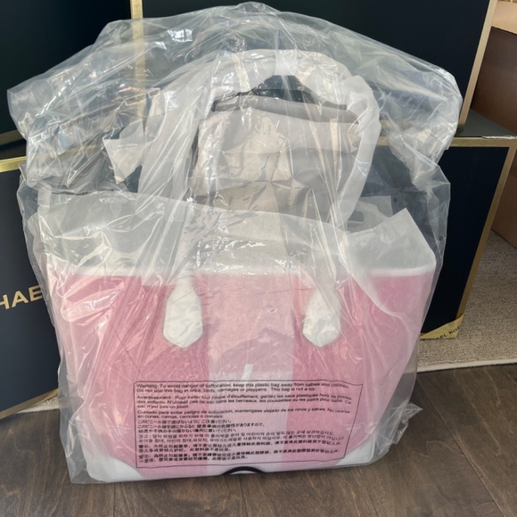 Eva Large Signature Logo Stripe Tote Bag - Picture 5 of 7